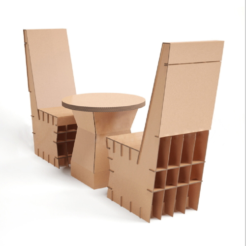 Oluklu kağıt masası ve sandalye kombinasyonu