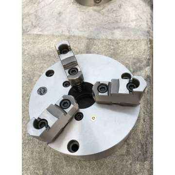 Precision adjustable 3Jaws self-centreing chuck