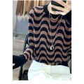 Corrugated wool knit pullover woman