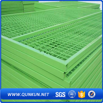Online shopping wire mesh display panels