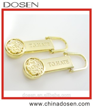 High quality gold tone custom designer metal zipper pull for bag accessory alibaba china supplier,key locking zipper sliders