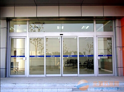 Automatic sliding door14