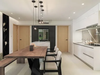 Antique Solid Wood Kitchen Cabinet for Storage