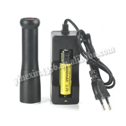 Outdoor Self-defense Bat-Type Flashlight T6 Flashing Bat Flashlight Zoomable