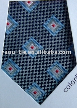 Silk woven necktie