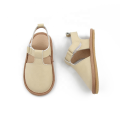 Brown unisex sandals for children