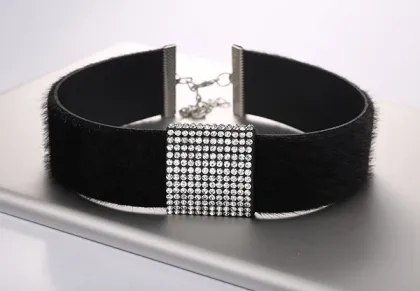 Rhinestone Centre Section Velvet Choker Fur Leather Necklace