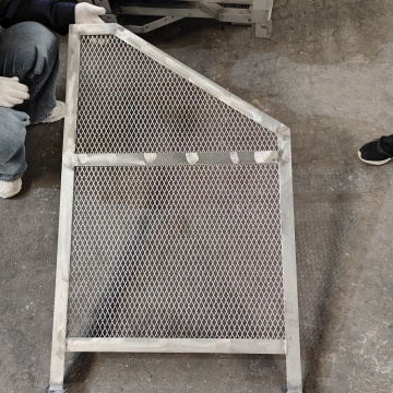 Grecian Expanding Stretched Metal Mesh Fence 0.5mm to 8mm
