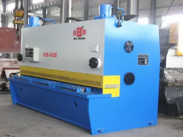 Hydraulic Guillotine Shear with E200 control