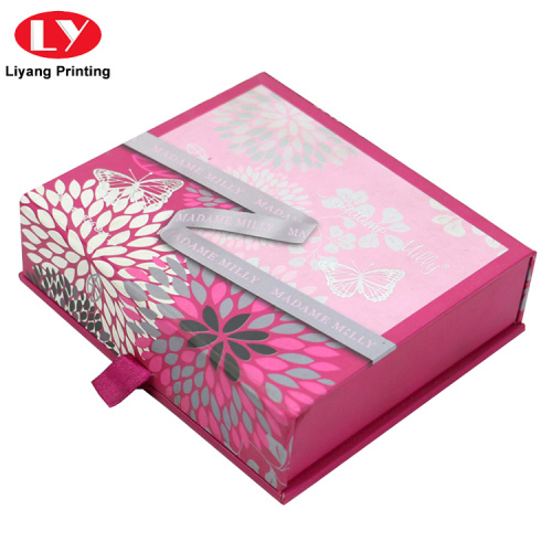 Custom Logo High Pigmented Pink Eyeshadow Palette Packaging