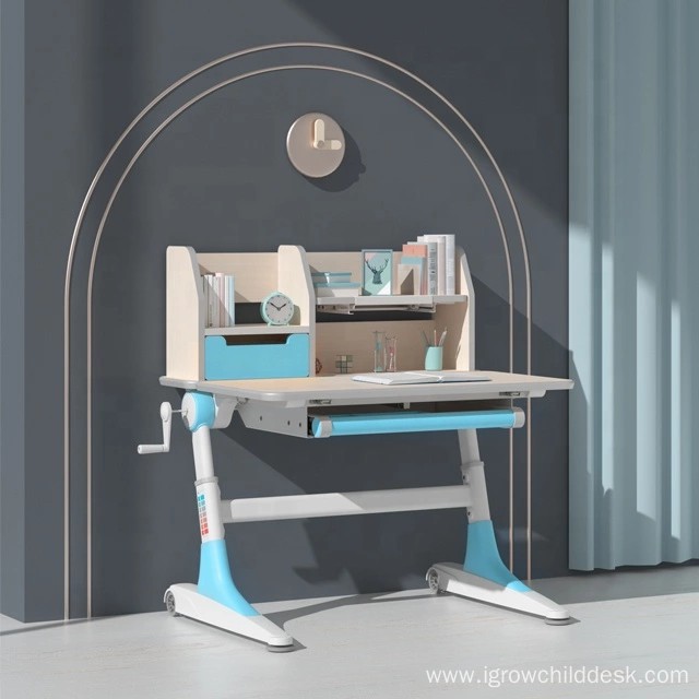 bureau d'étude et chaise pour la maison