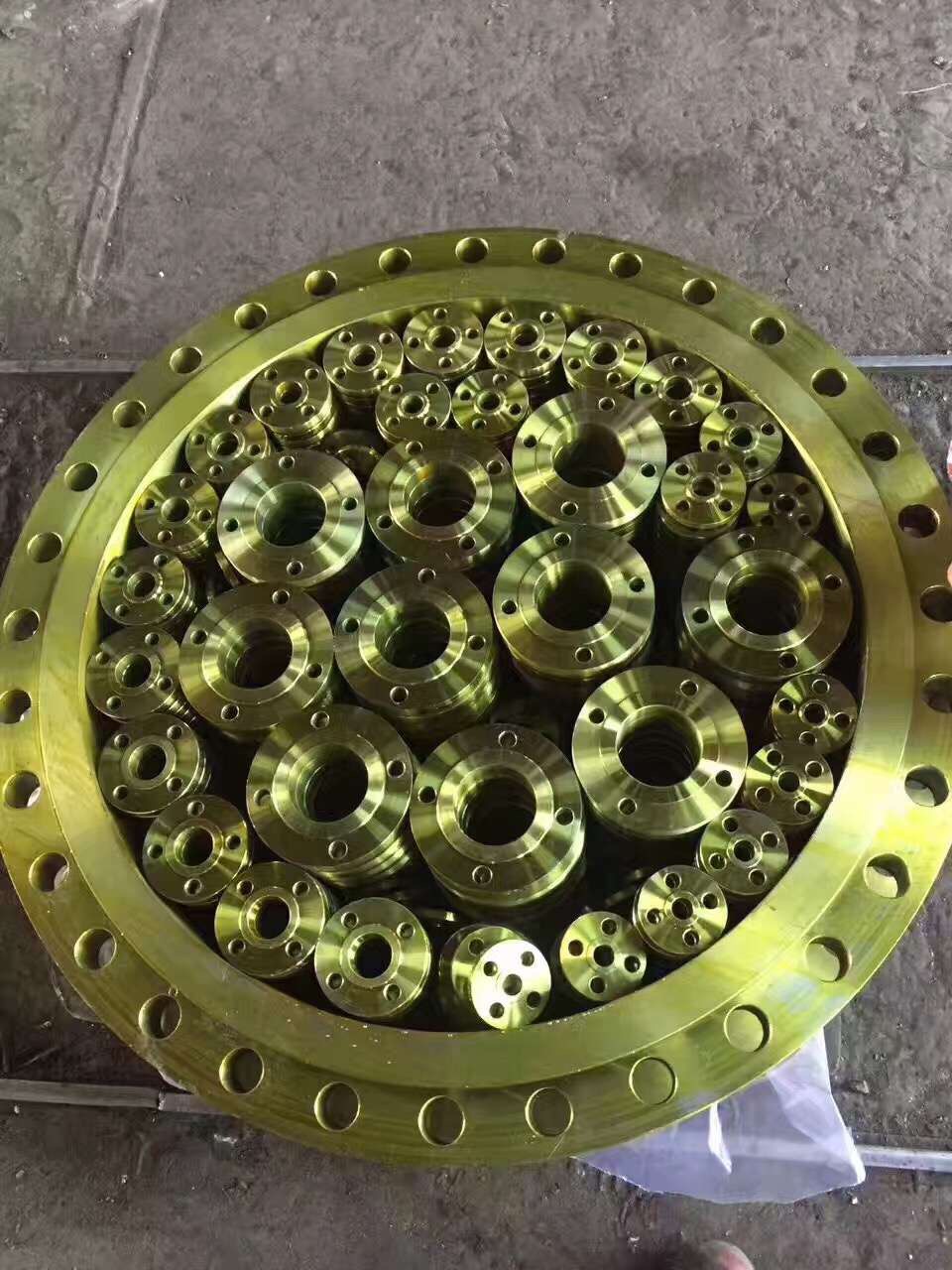 STEEL FLANGE