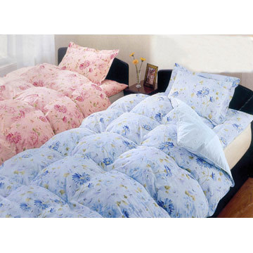 3-Piece Bedding Set With Feather