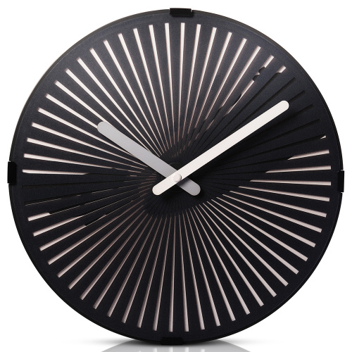 Beating Motion Wall Clock