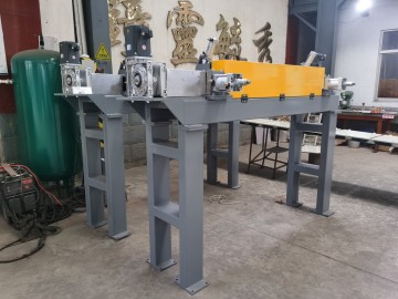 Glass fiber automatic cutting machine