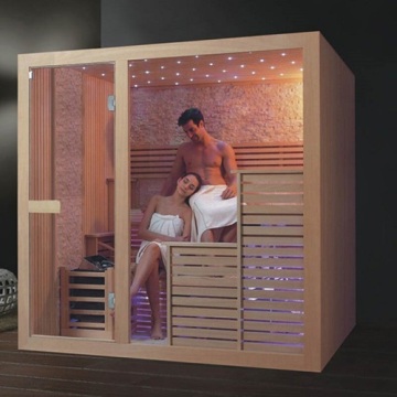 Sala de sauna de diseño tradicional con ducha de vapor combinada