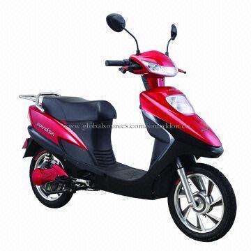 Hot-selling Style E-scooter (Street Bike) for Short Distance Transportation, 60 to 80km Distance