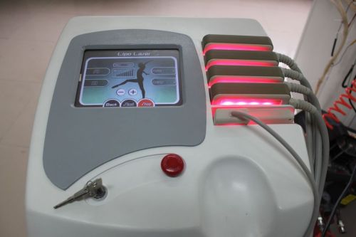 Non-invasive Diode Lipo Laser Slimming Machine 100mw For Losing Weight