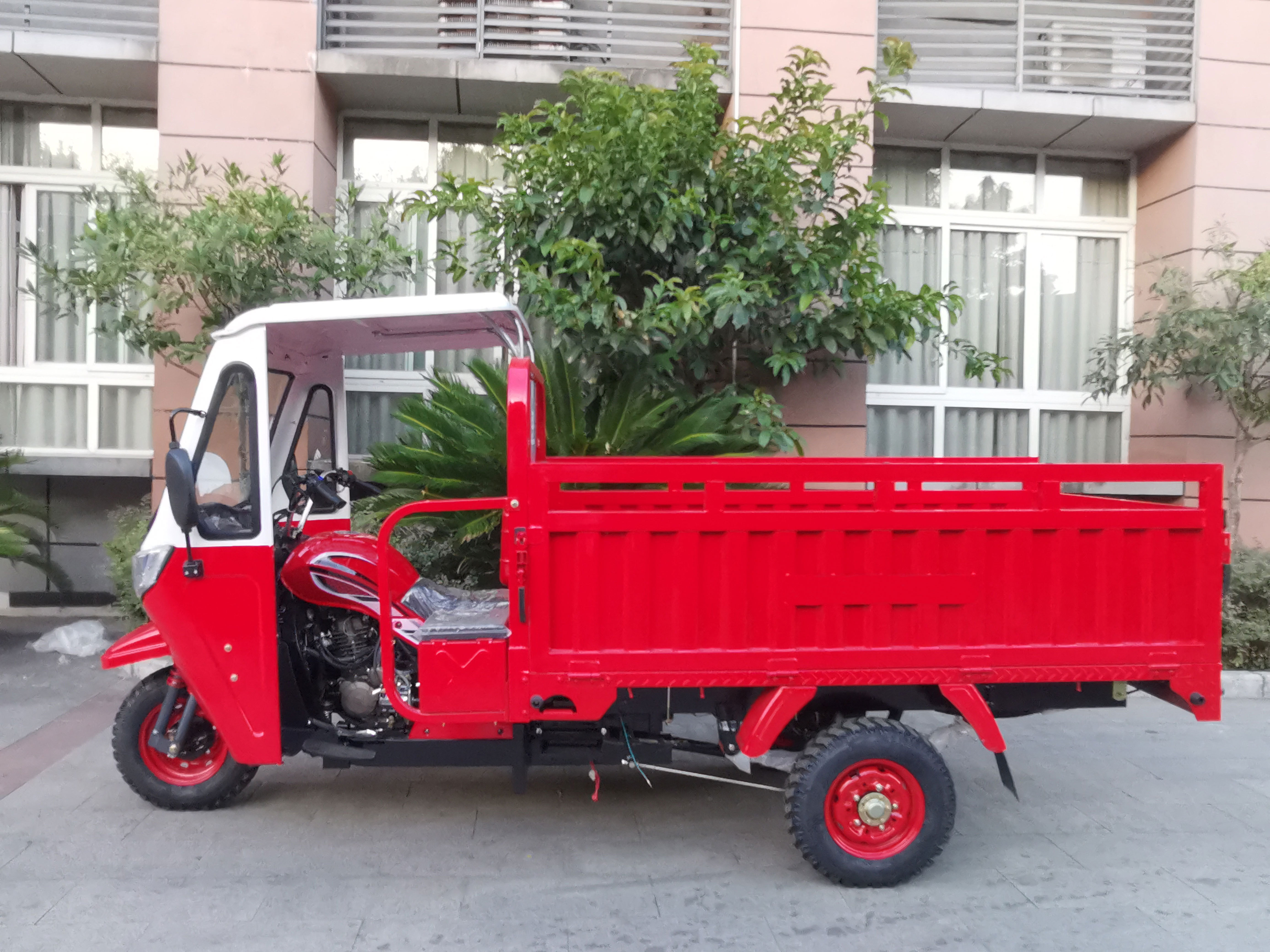 Dy-king-ii con triciclo semi cabina