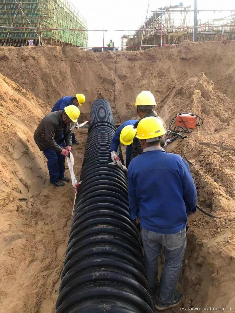 Tubo de presión HDPE de quilates reforzado con devanado de gran diámetro