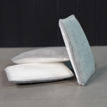 SEQ New Arrival: Dual-Sided Microfiber Sponge with Nylon Bristle Brush for Leather Care
