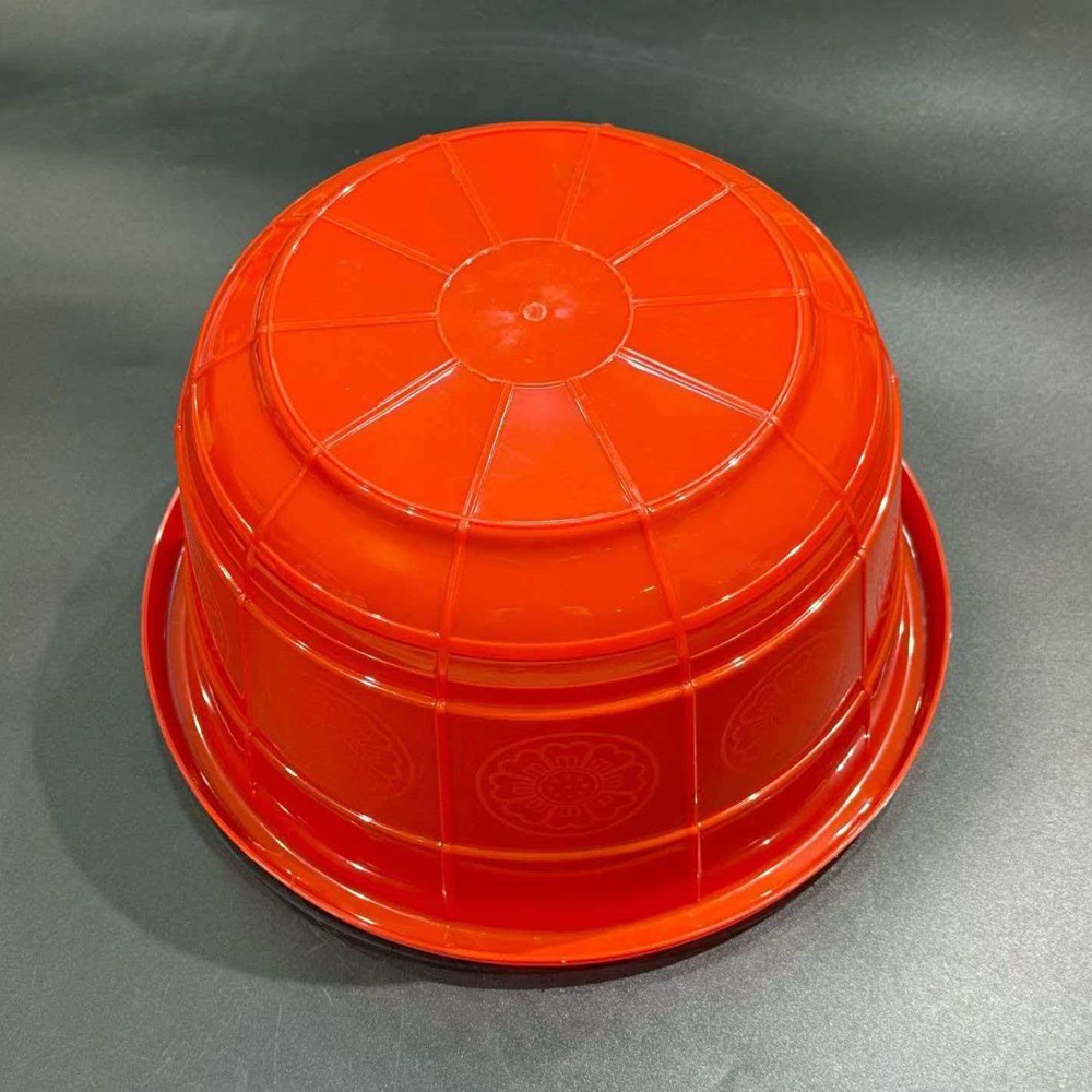 Red barrel custom injection mold 2