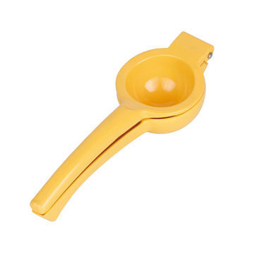 Hand juicers