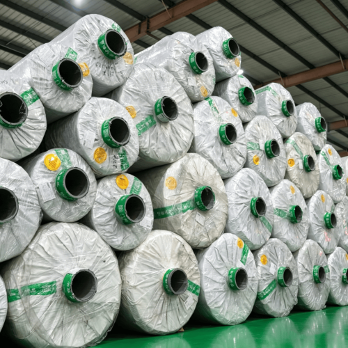 Filme agrícola com alto isolamento térmico de 200 mícrons