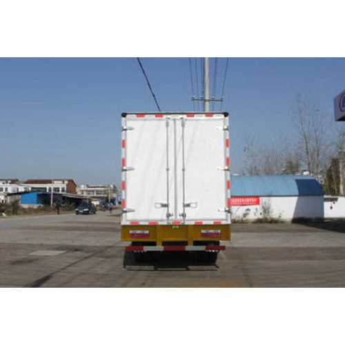 Dongfeng Duolika Refrigerated Van Truck en venta