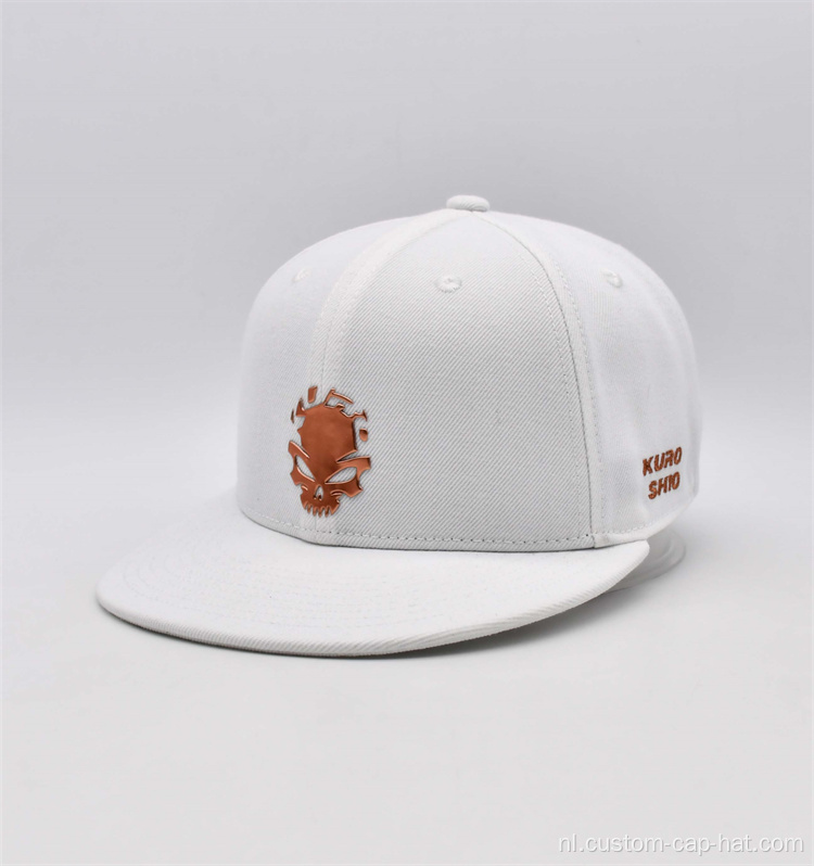 6 paneel witte snapback dop met metalen plaat