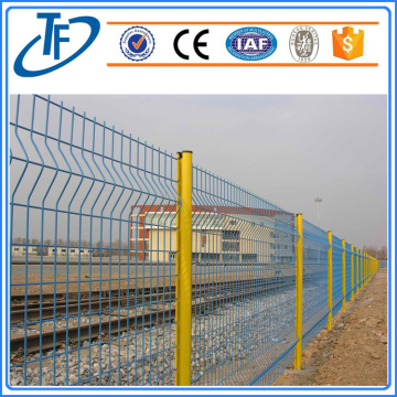 High quality cheap wire fence panel and post