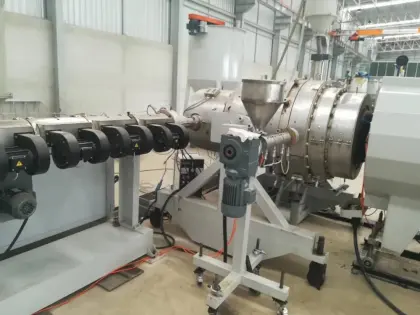 PE water and gas supply pipe extrusion line