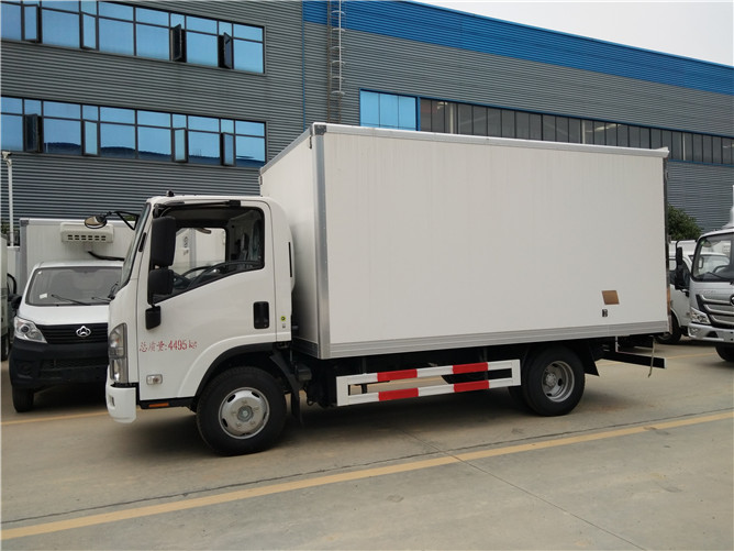 2 Ton Frozen Refrigerator Trucks Jpg