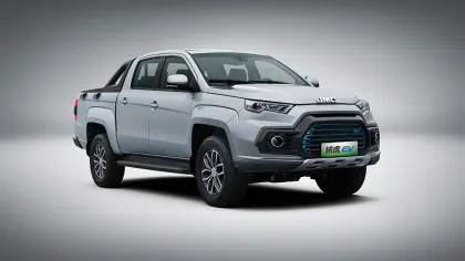 Jiang Ling Yu Hu: EV Pick-up Truck, Van & Convertible Electric Car
