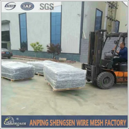 retaining wall gabion basket retaining wall