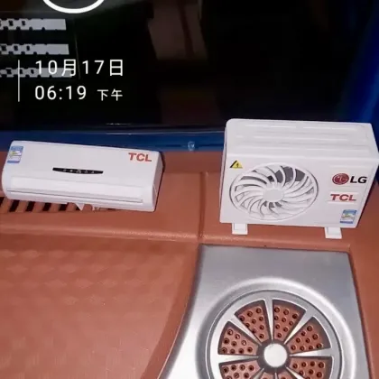 New Design Air Conditioning Aromatherapy Diffuser with Solar Power Car Freshener