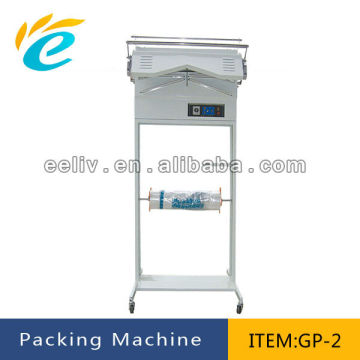 Energy-saving and full-automatical wholesale clothes packaging