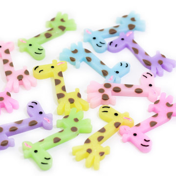 Artificial Giraffe Mini Shape Flat Back cabochon Resin Beads for Handmade Craftwork Decor Beads Charms beads