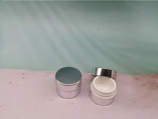 Round Shade Mini Lip Mask Container