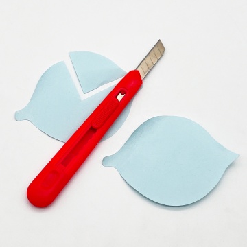 9mm Retractable Plastic Handle Pocket Utility Knife with Replaceable Metal Blade