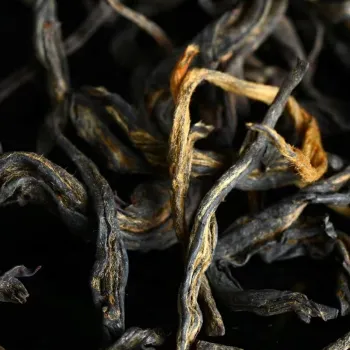 Customized Chinese Premium Yunnan Black Tea Pyramid Tea Bags