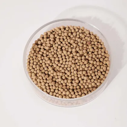 Insulating glass anti-fog desiccant