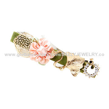 Flower barrette, made of alloy accessories, ribbon, enamel and glass beads, gold plating