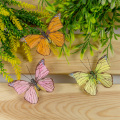 Decoraciones artesanales de mariposas