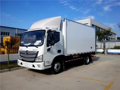 FOTON Aumark Refrigerated Light Truck with Cummins Engine