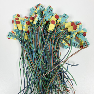 Plug and Bag Connector Wire