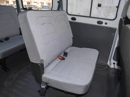 Wuling Yangguang Pure Electric EV car Electricity Van Passenger Bus