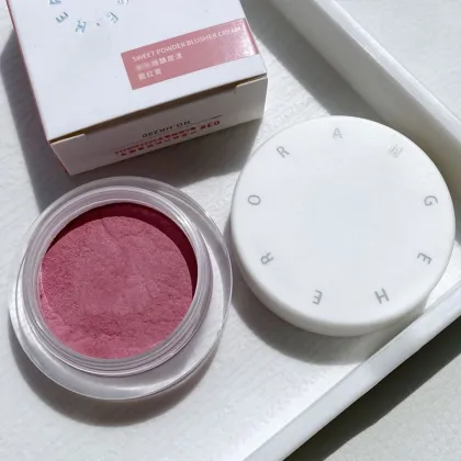 Cute Blush: Color Changing Cream Blush for Private Label