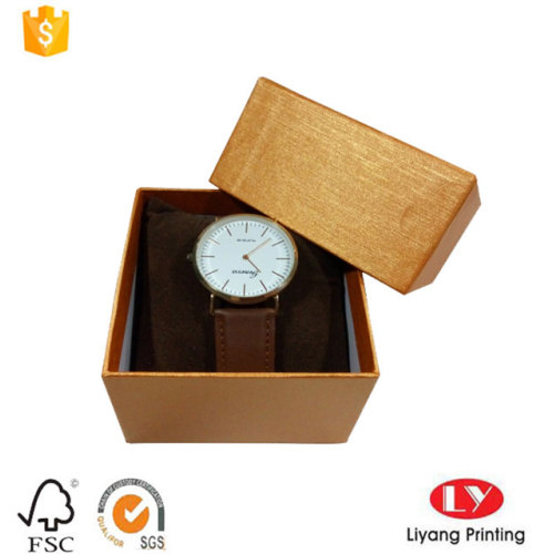 Boîte à montres en carton avec couvercle et base personnalisés