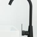 Três modos de saída de água Torneira de água flexível puxar para baixo torneira de cozinha preta